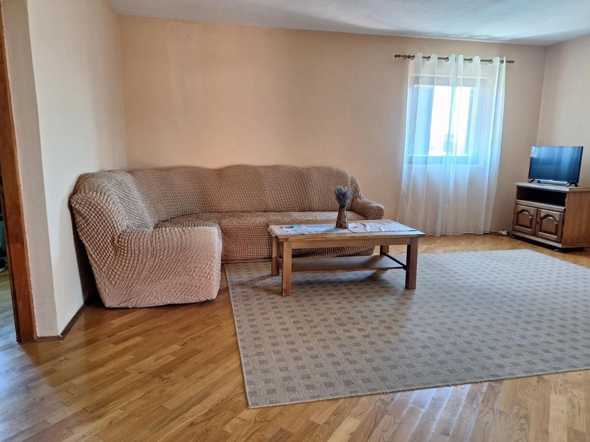 Apartment Mara